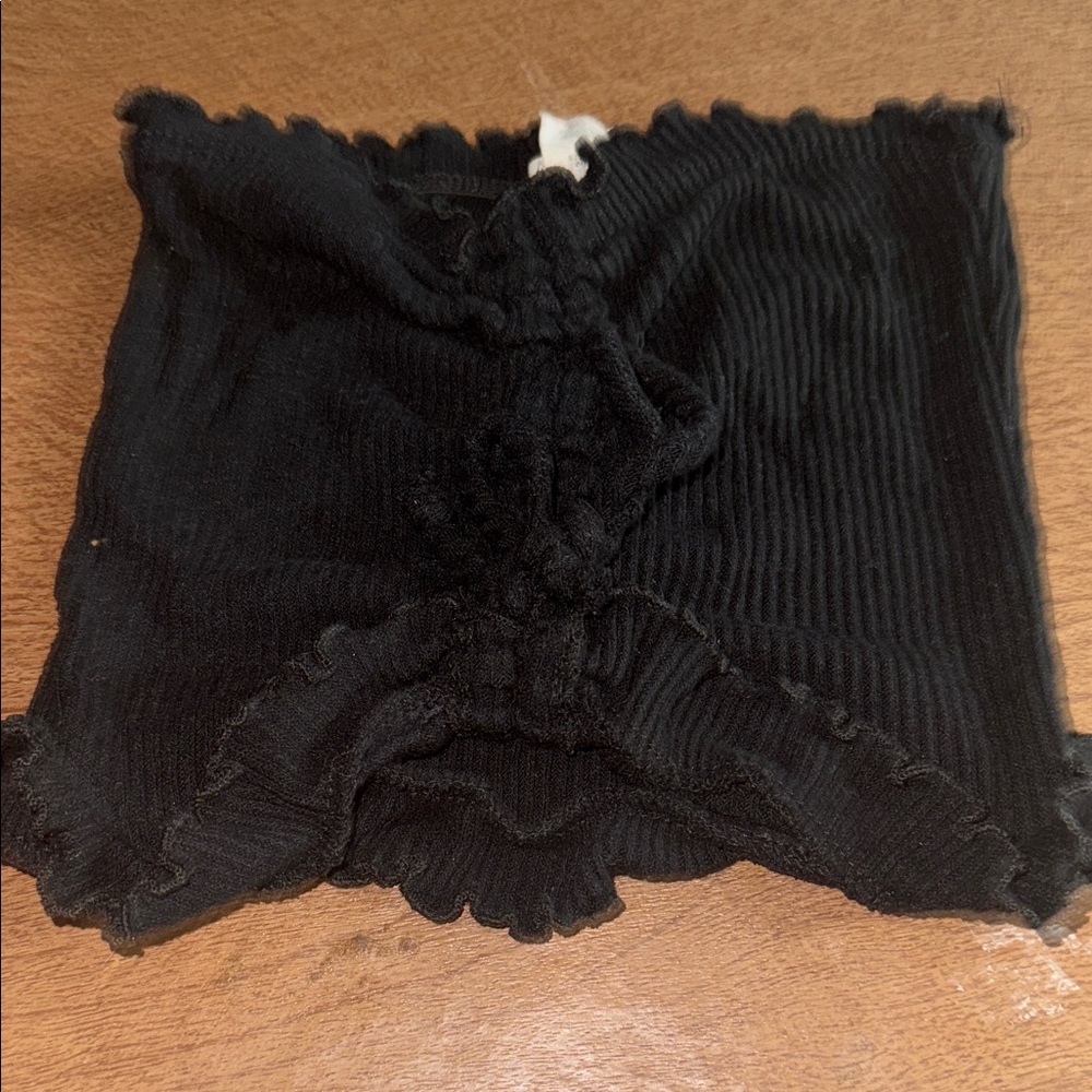 Better Be Black Ribbed Strapless Top